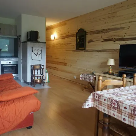 Appartamento Renove Avec Balcon, Ideal Pour 4 Pers., A 1 Km Des Pistes De - Autrans-meaudre - Fr-1-737-6 Méaudre
